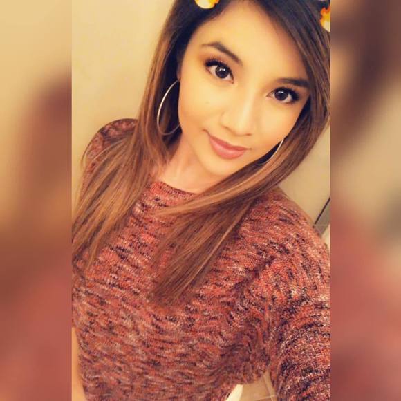 Meet your Posher, Katherine - Picture 1 of 1